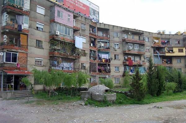 Заброшенные бункеры Албании