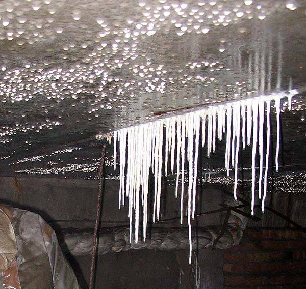 Подземная Припять – подвалы и подземелья брошенного города. Фото.